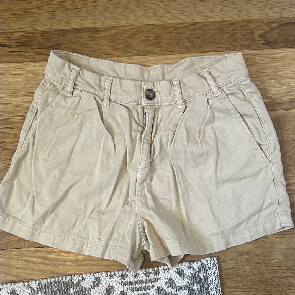 Free People Brown Khaki shorts size 2